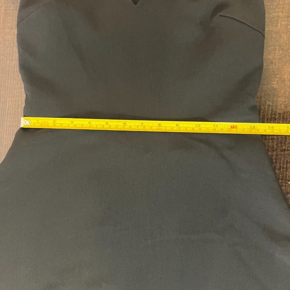 Lucy & Co Black V-Neck Dress Size M With Cute Back - Picture 5 of 10